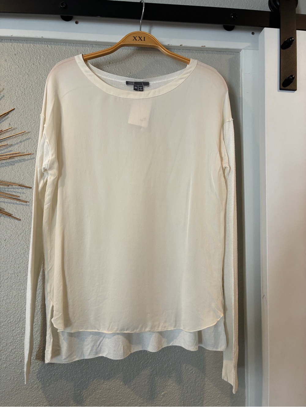 Vince Cream Long-Sleeve Tee